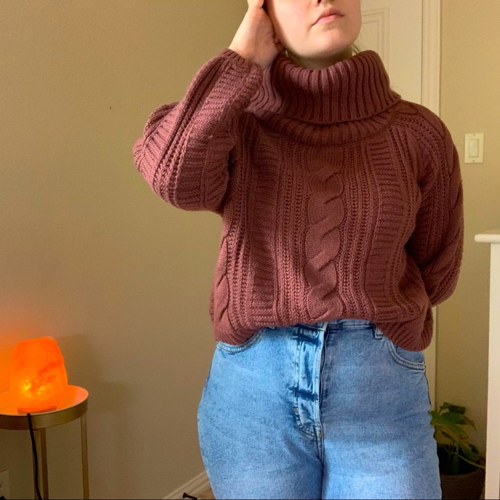 Chunky turtleneck sweater